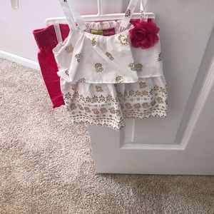 Penelope Mack gold and pink shorts outfit